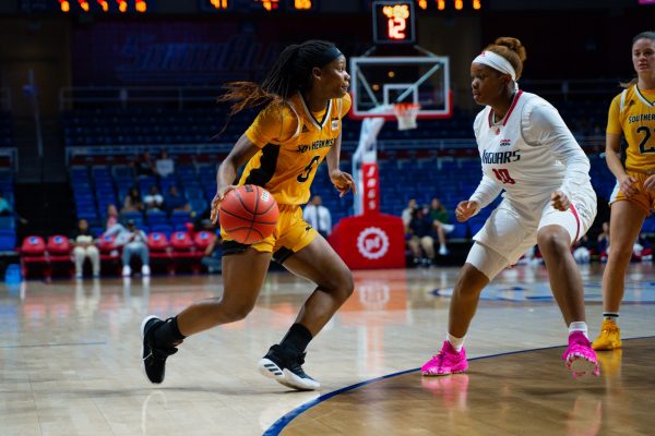 USM WBB 4